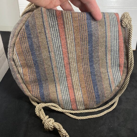 Handmade Boho Purse, Woven Bohemian Style Cross Body Purse, Lightweight - Picture 6 of 10